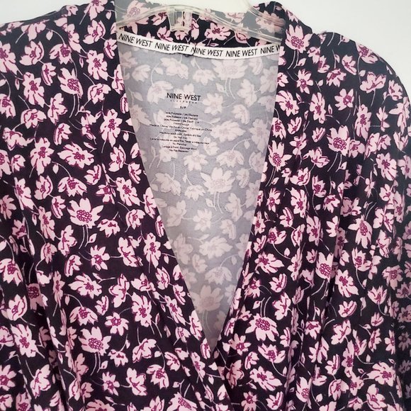 Lingerie Set Robe & Chemise Ditzy Pink Floral on Black Lace Detail Loungey Comfy - Picture 8 of 10